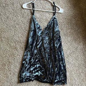 Tobi blue velvet shift dress size L